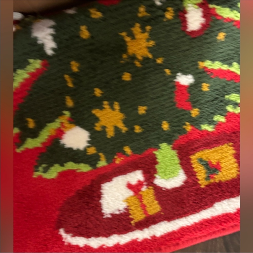 Wondershop Red Christmas Tree Bath Rug and Lid Cover Set - Picture 3 of 3